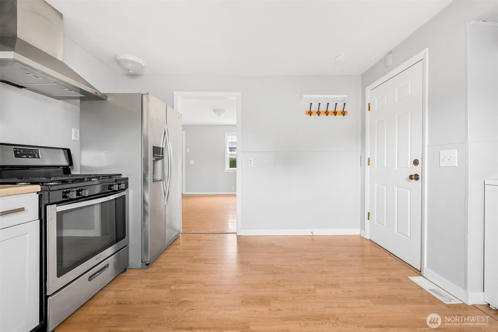 1056 Harrison Avenue, Blaine, WA 98230