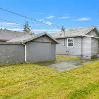 1056 Harrison Avenue, Blaine, WA 98230
