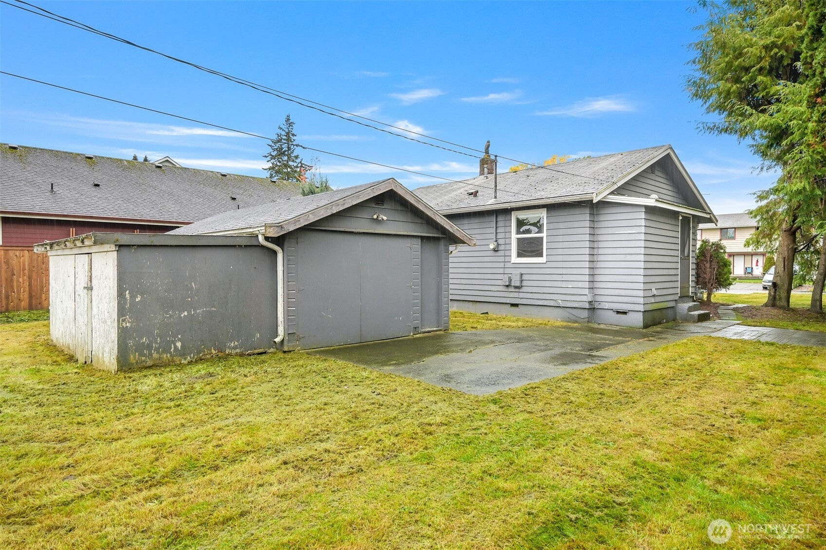 1056 Harrison Avenue, Blaine, WA 98230
