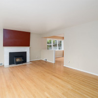 9119 17th Avenue NE, Seattle, WA 98115