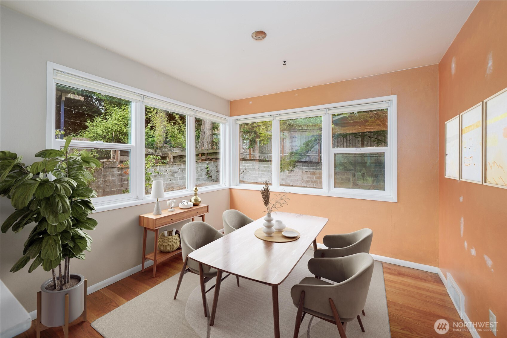 9119 17th Avenue NE, Seattle, WA 98115