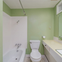 9119 17th Avenue NE, Seattle, WA 98115