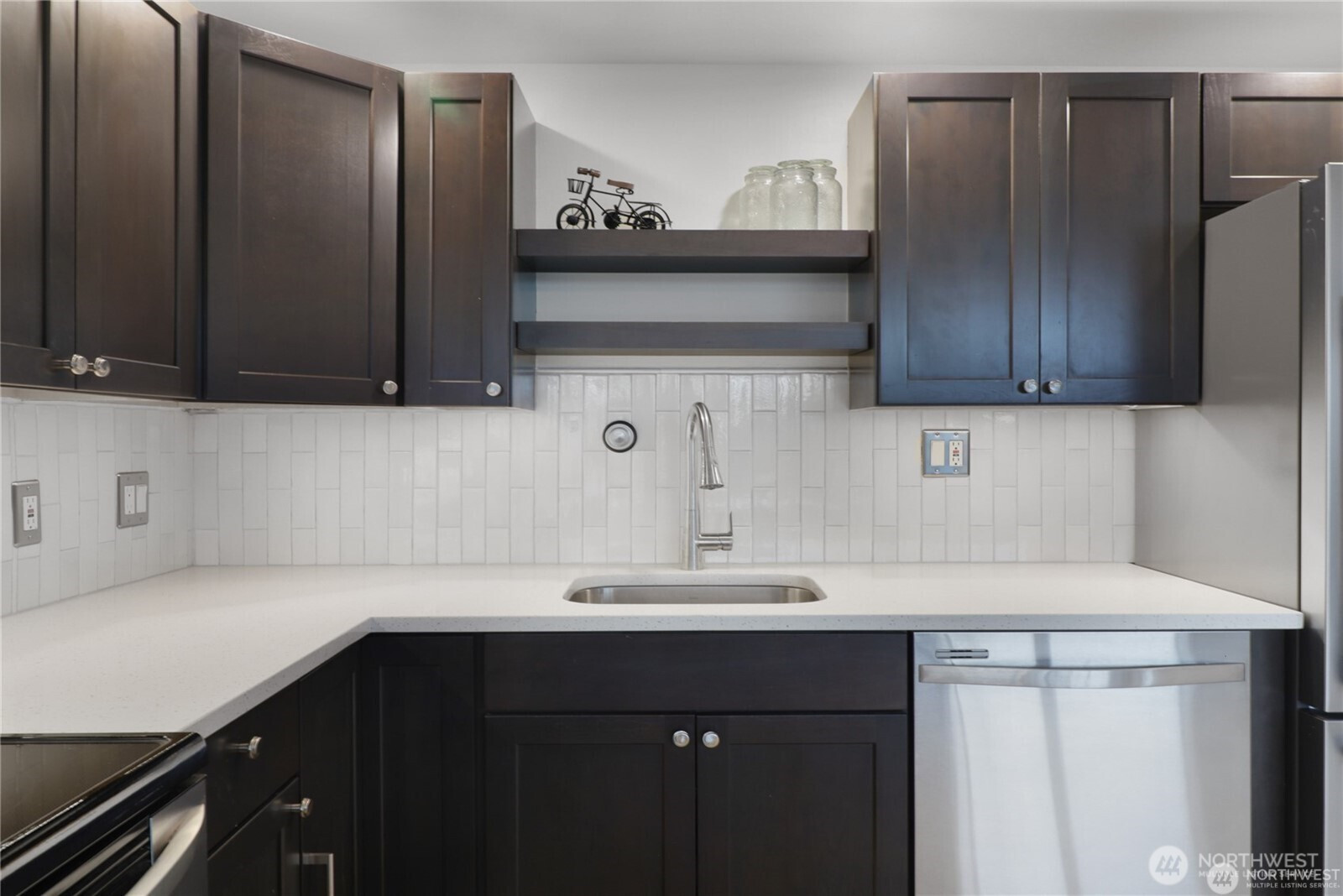 1910 Evergreen Park Drive SW, Olympia, WA 98502