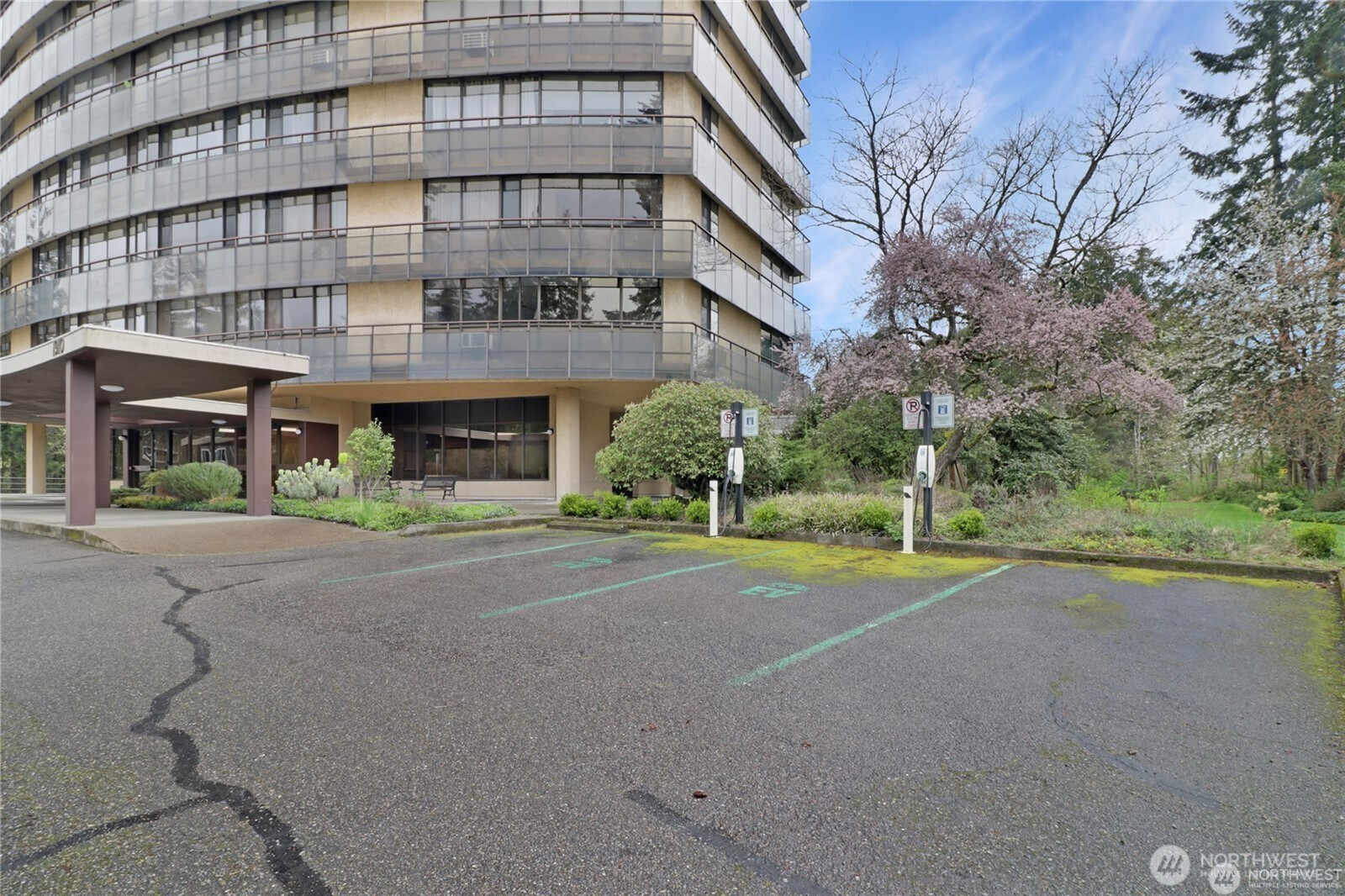 1910 Evergreen Park Drive SW, Olympia, WA 98502