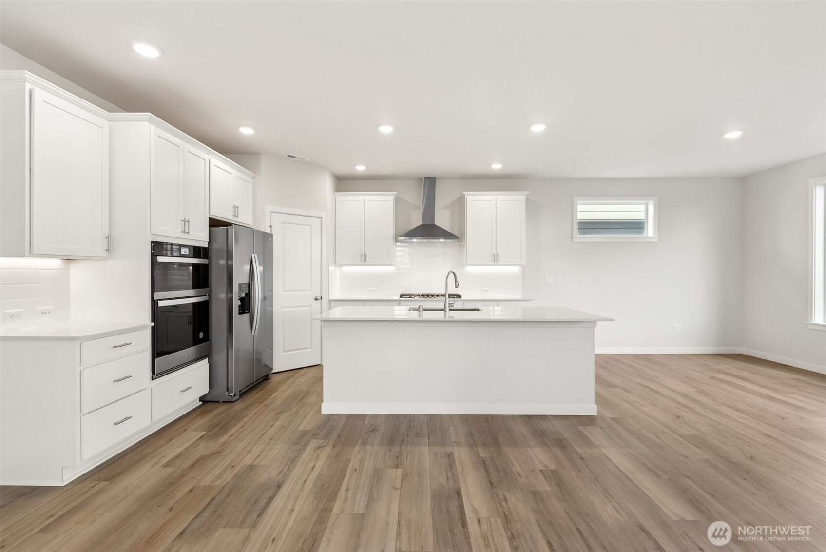 2064 NE Norseman Way, Poulsbo, WA 98370