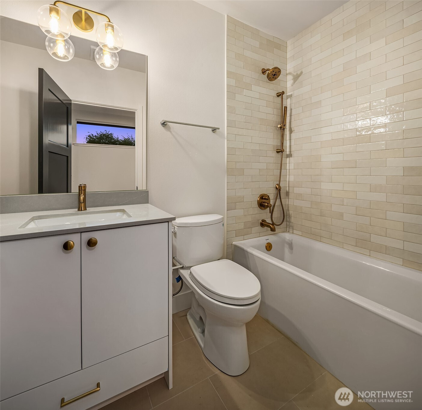 3606 Francis Avenue N, Seattle, WA 98103