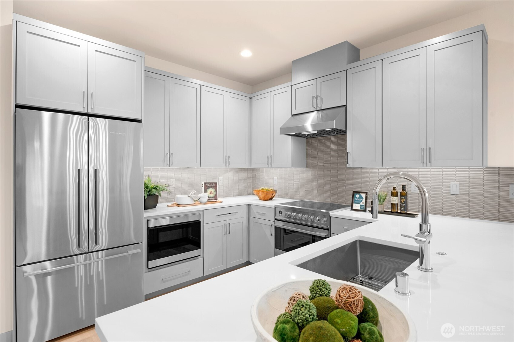 1416 N 47th Street, Seattle, WA 98103