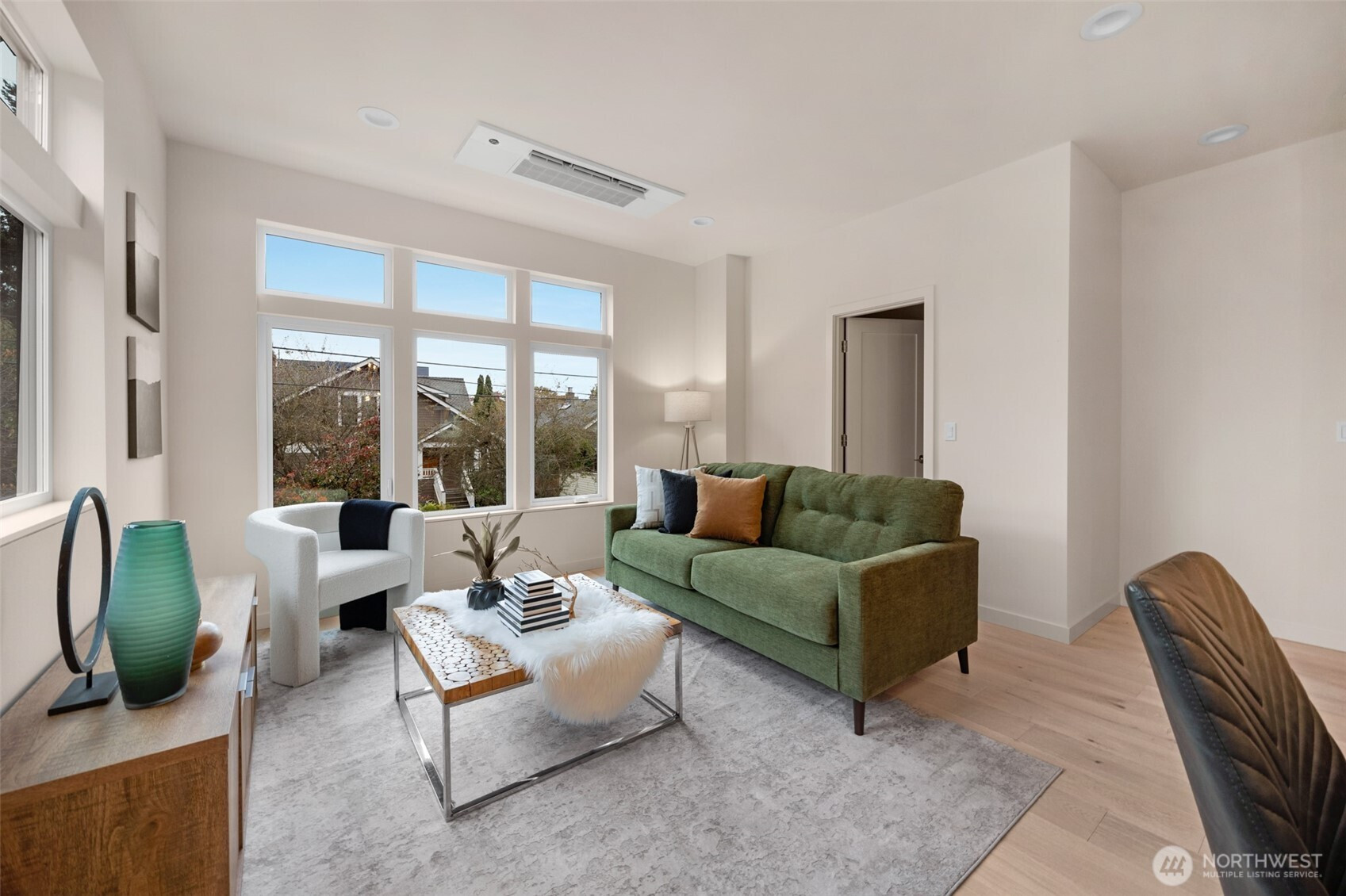 1416 N 47th Street, Seattle, WA 98103