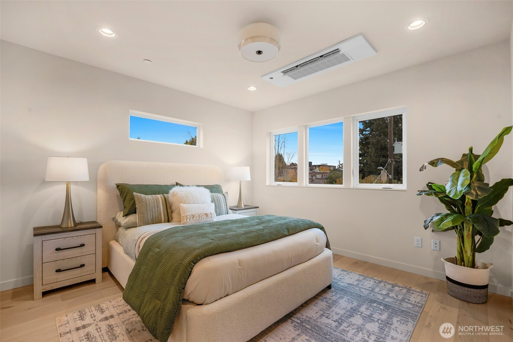 1416 N 47th Street, Seattle, WA 98103