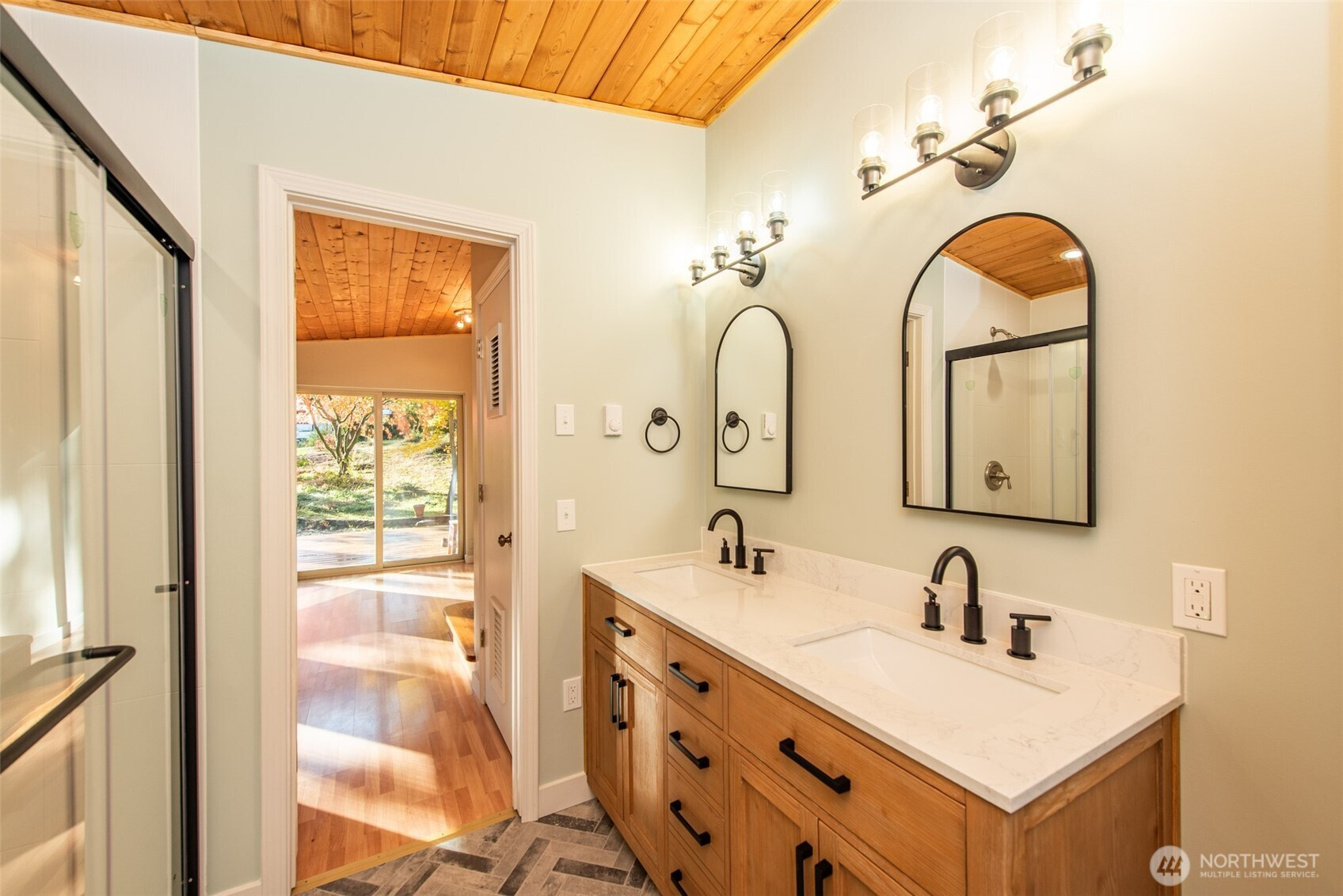 62 Pierson Lane, Sequim, WA 98382