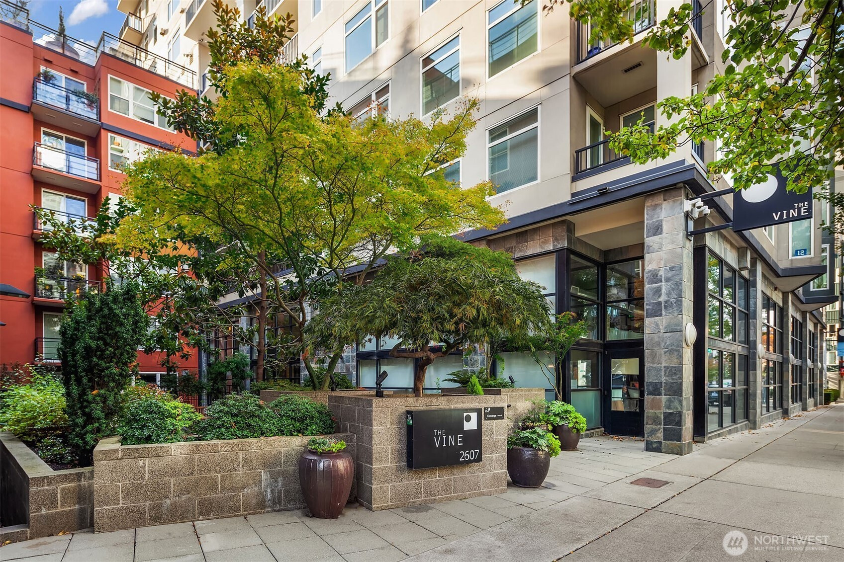 2607 Western Avenue, Seattle, WA 98121