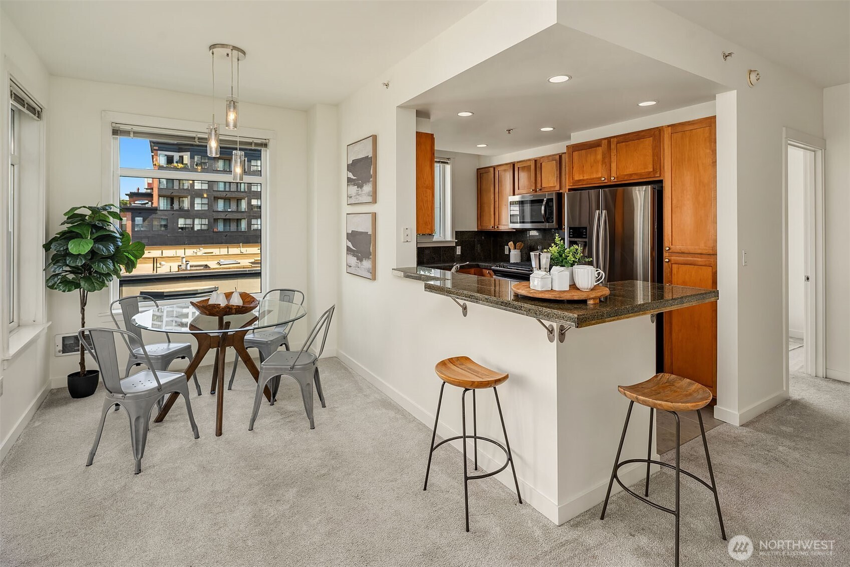 2607 Western Avenue, Seattle, WA 98121