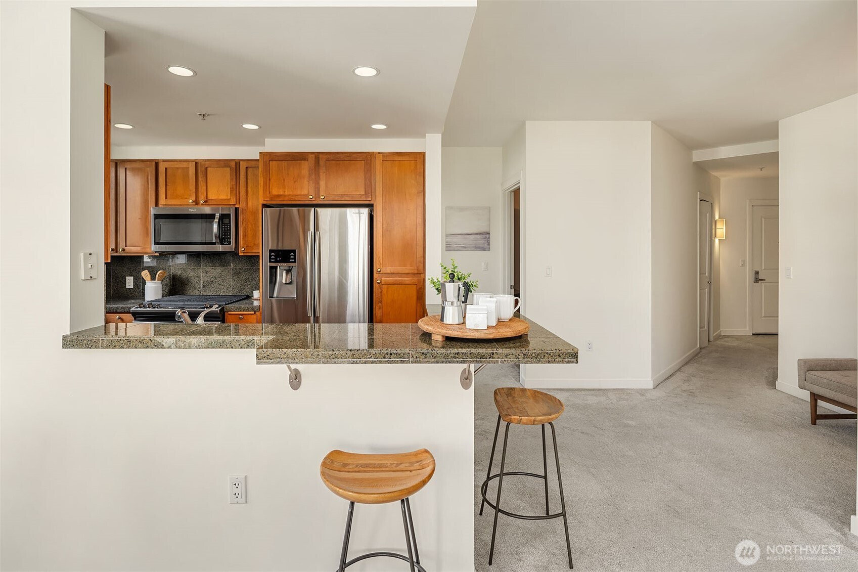 2607 Western Avenue, Seattle, WA 98121