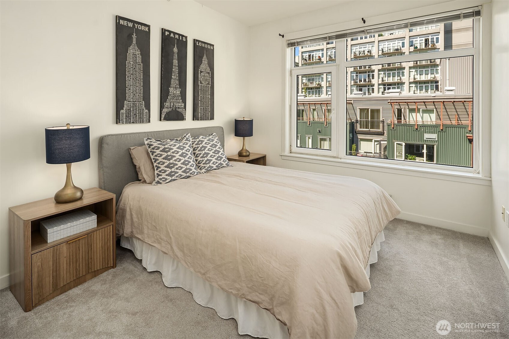 2607 Western Avenue, Seattle, WA 98121