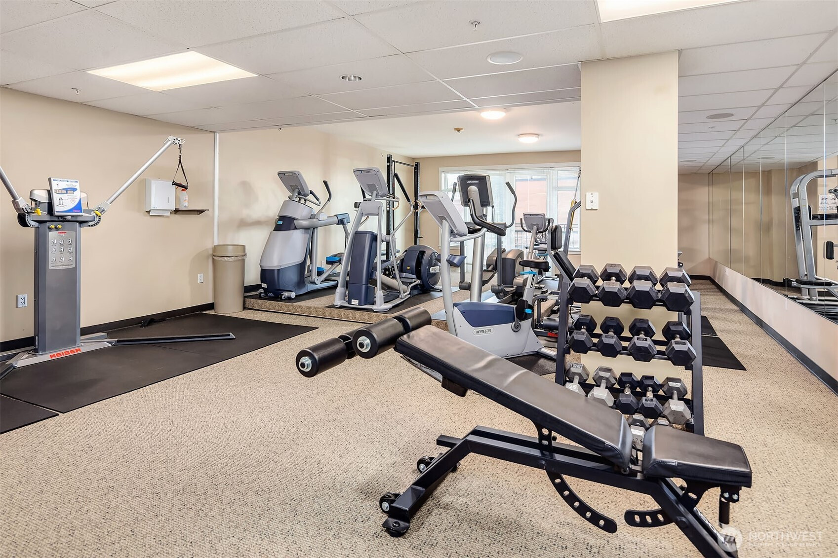 2607 Western Avenue, Seattle, WA 98121