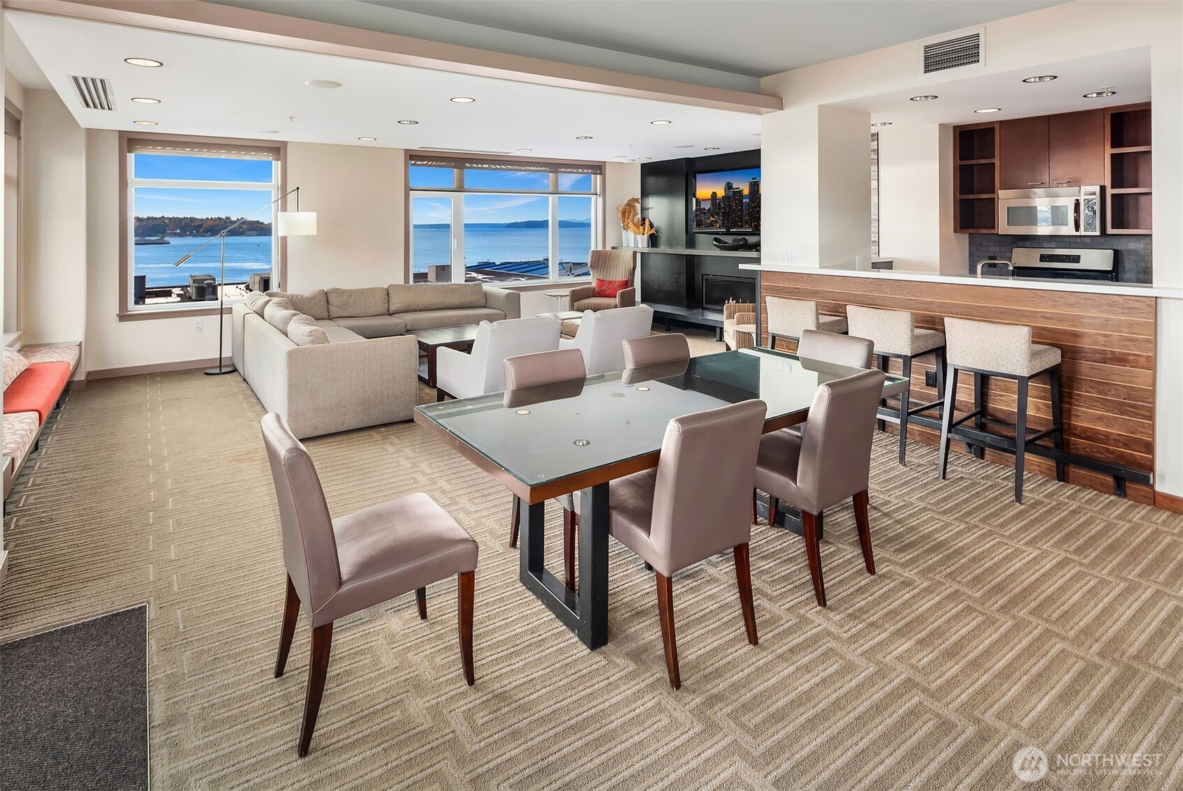 2607 Western Avenue, Seattle, WA 98121