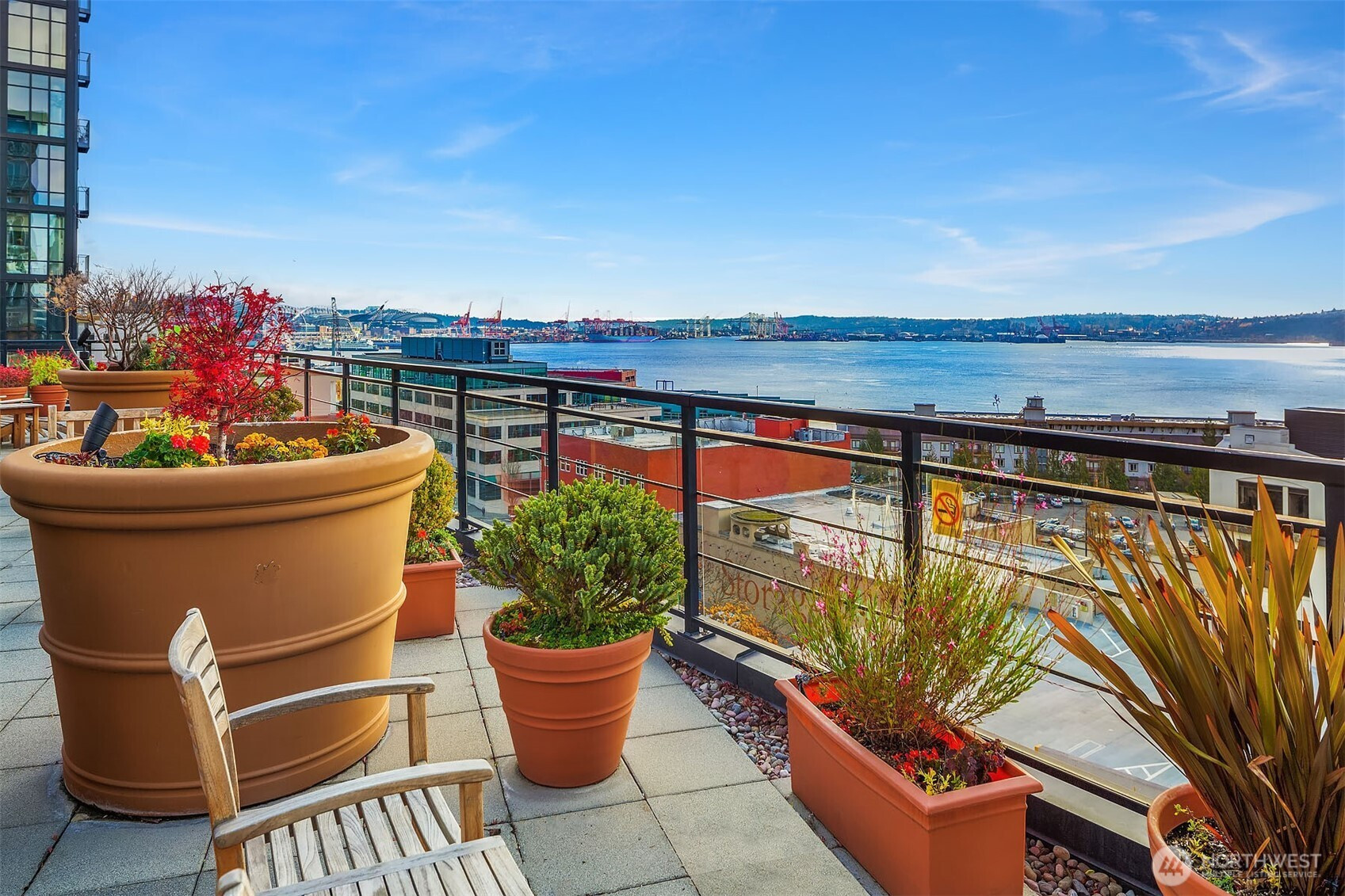 2607 Western Avenue, Seattle, WA 98121