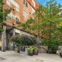 2607 Western Avenue, Seattle, WA 98121