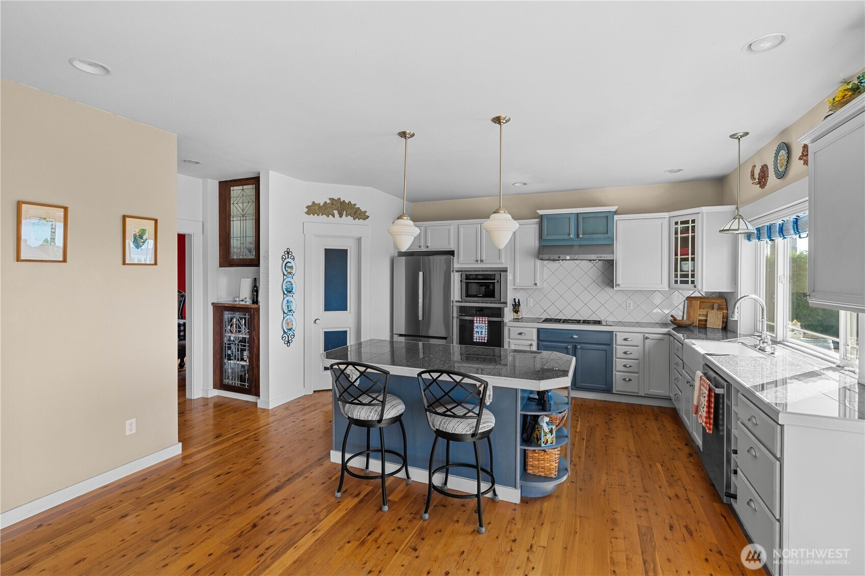 3616 Tahoma Place W, University Place, WA 98466