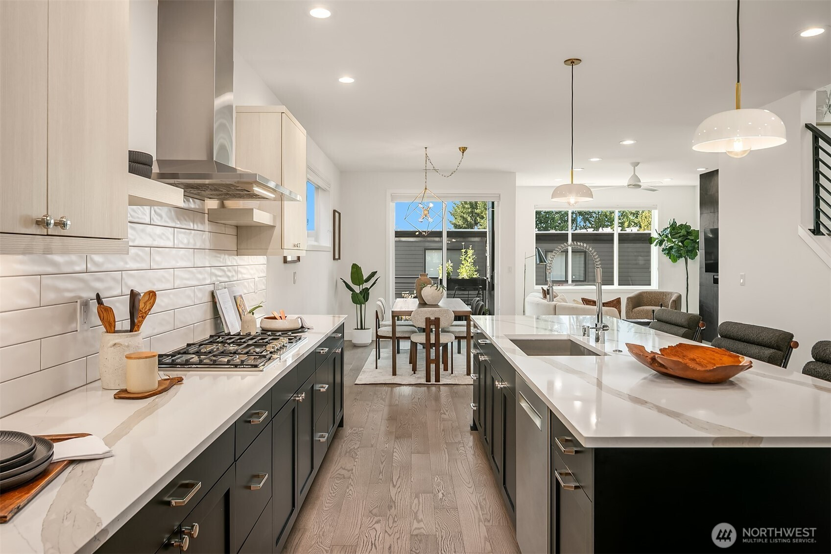 733 4th Court S, Kirkland, WA 98033