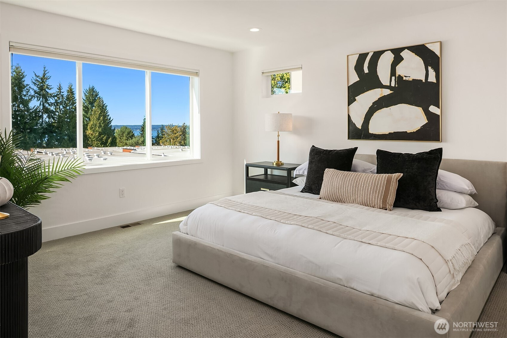 733 4th Court S, Kirkland, WA 98033