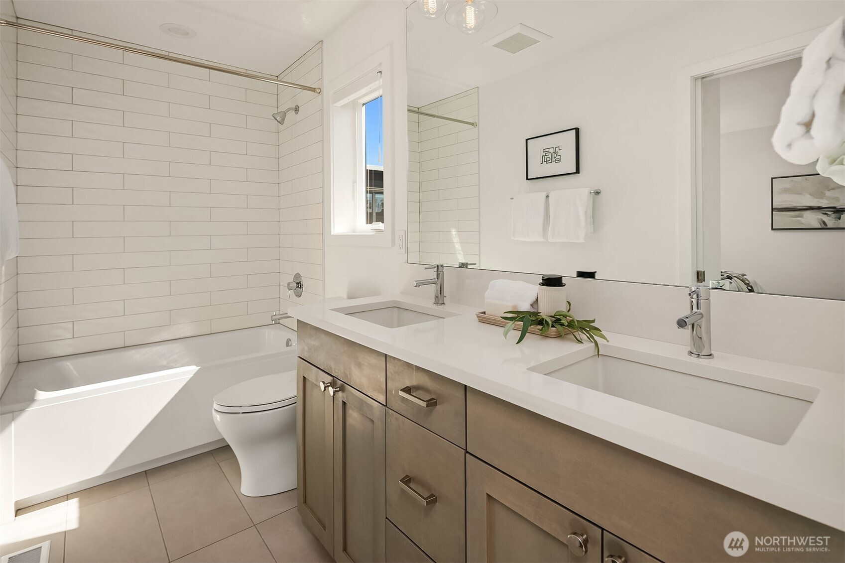 733 4th Court S, Kirkland, WA 98033