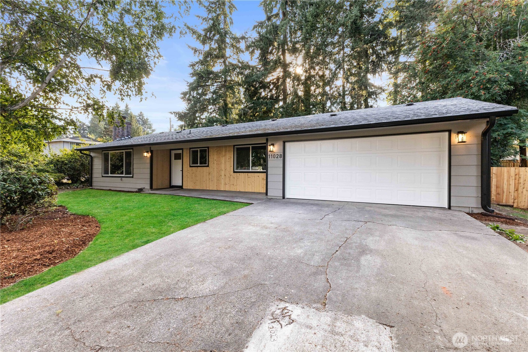 11028 83rd Avenue E, Puyallup, WA 98373