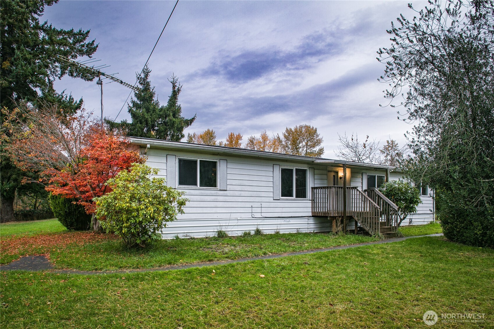 3496 Birch Bay Lynden Road, Custer, WA 98240