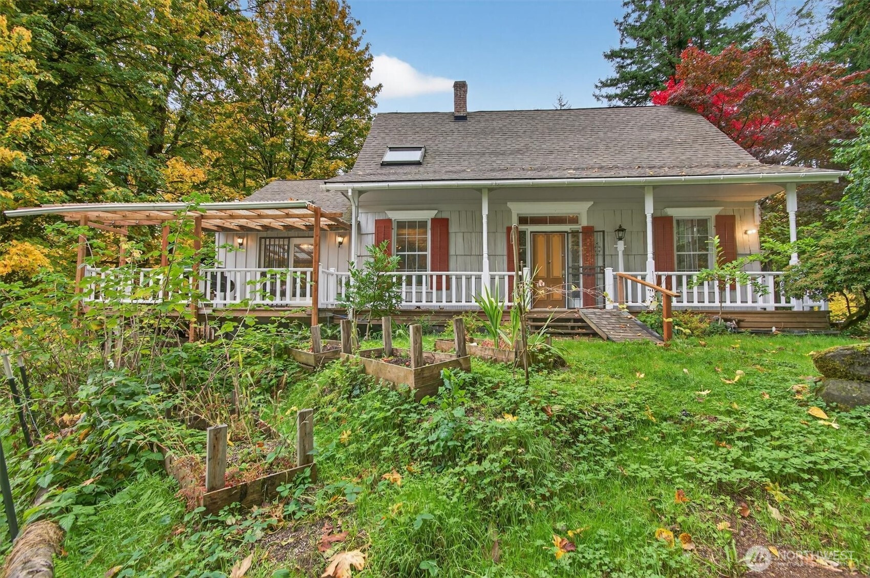 1015 Hazel Dell Road, Castle Rock, WA 98611