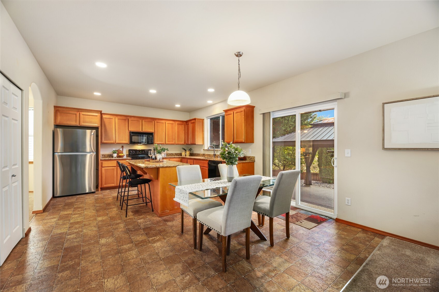 20635 73rd Avenue Ct E, Spanaway, WA 98387