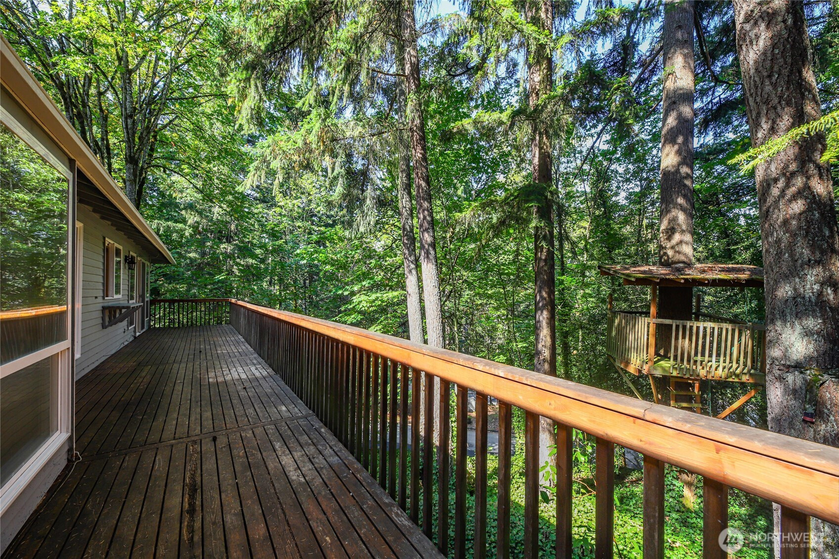 15604 SE 42nd Place, Bellevue, WA 98006