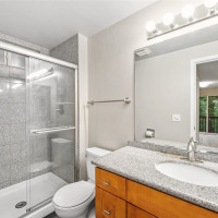 15604 SE 42nd Place, Bellevue, WA 98006