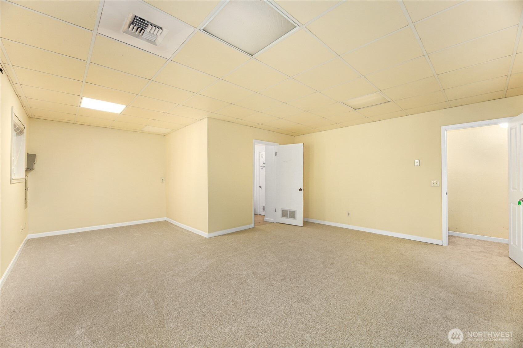 15604 SE 42nd Place, Bellevue, WA 98006