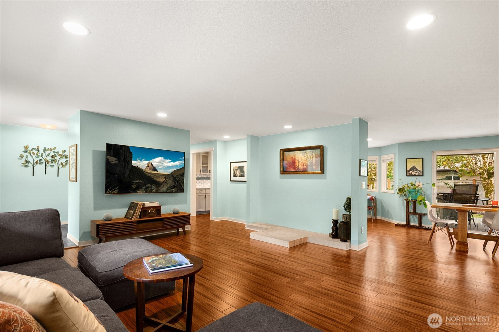 460 Meadow Drive SE, North Bend, WA 98045