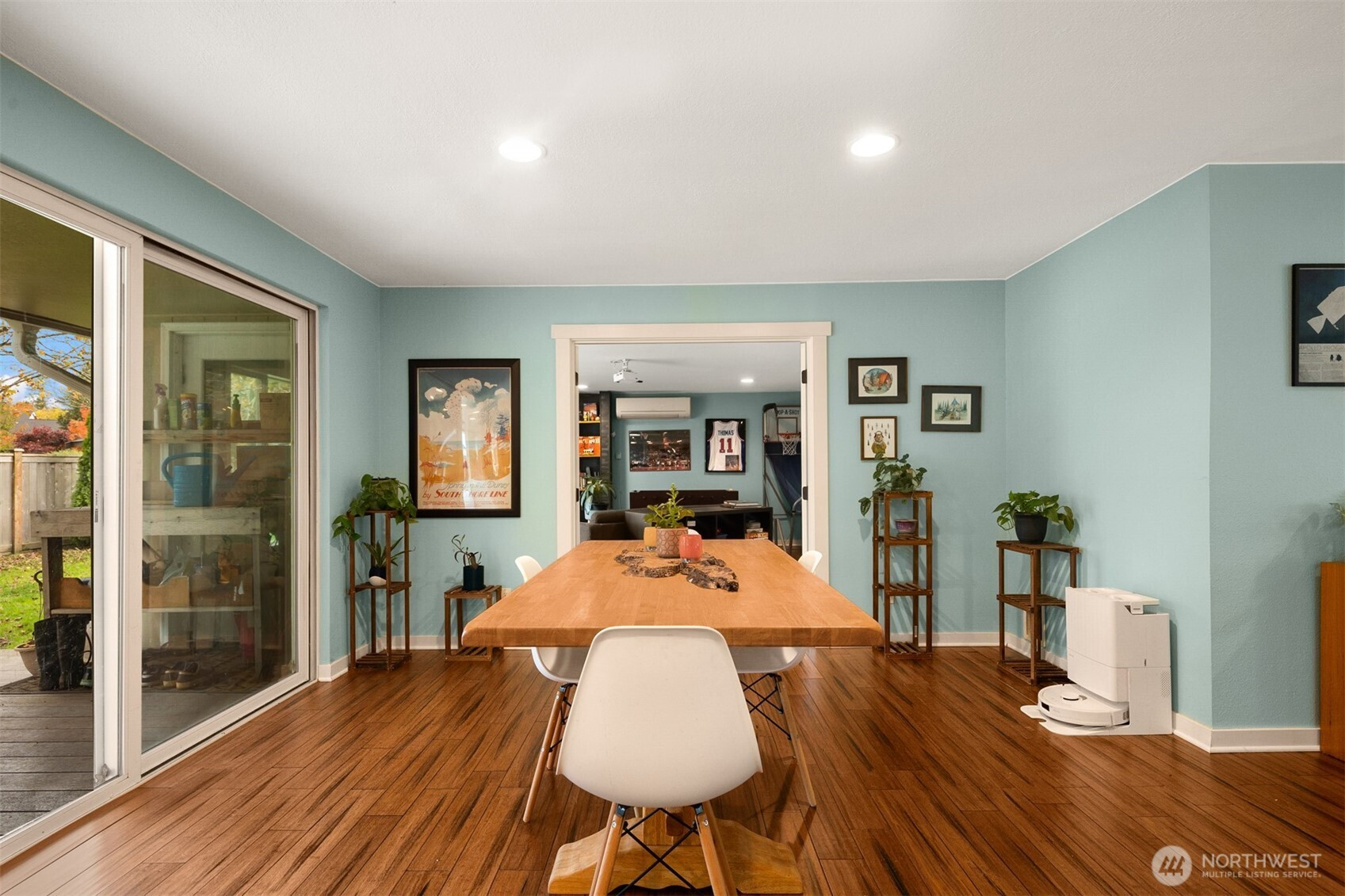 460 Meadow Drive SE, North Bend, WA 98045