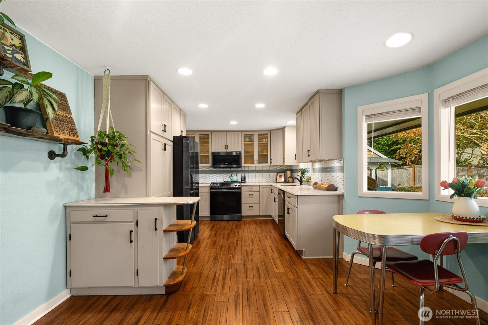 460 Meadow Drive SE, North Bend, WA 98045