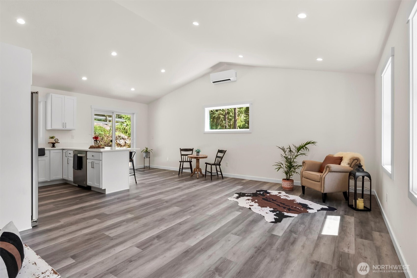 565 Rainbow Drive, Sedro Woolley, WA 98284