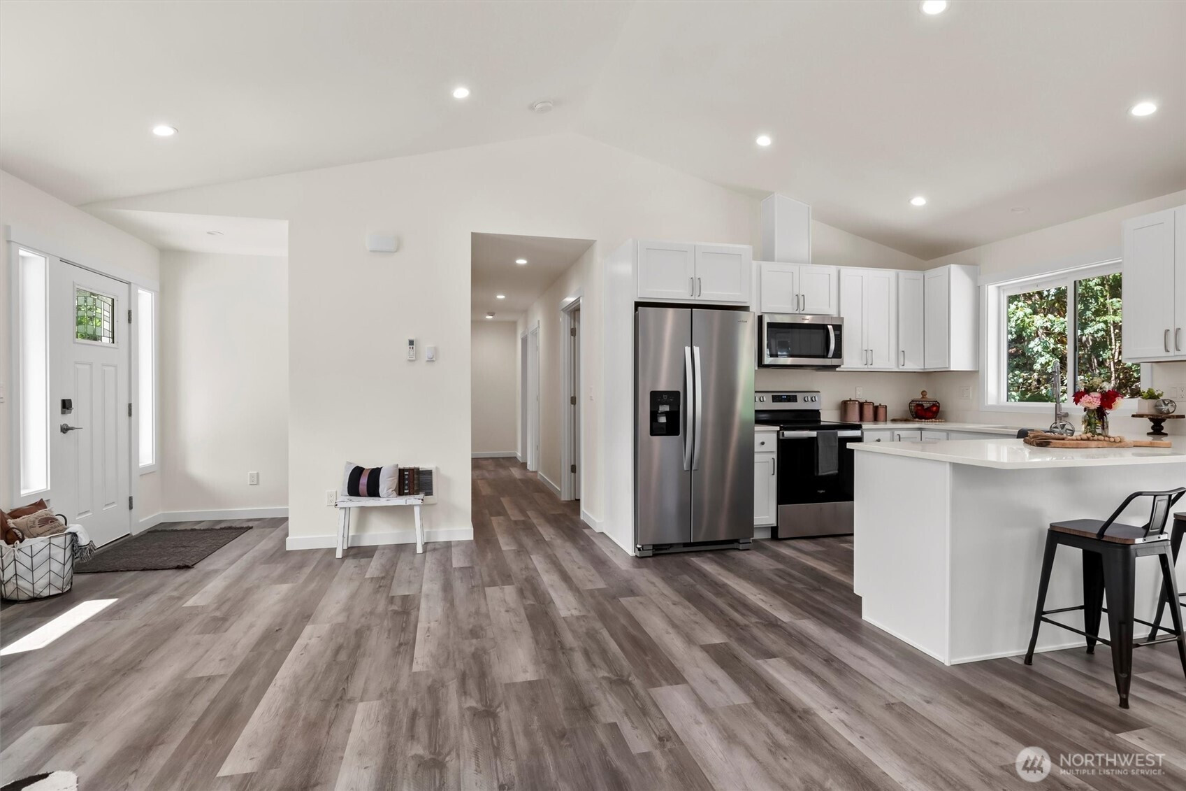 565 Rainbow Drive, Sedro Woolley, WA 98284