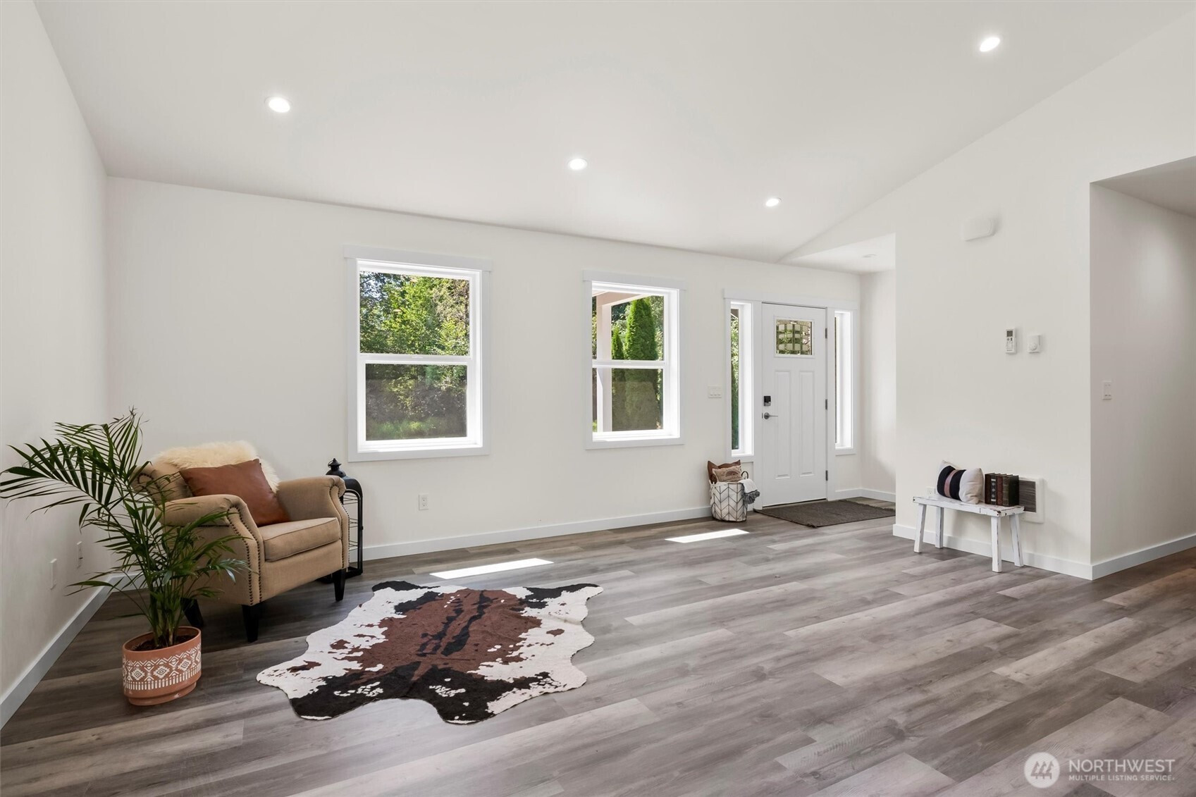 565 Rainbow Drive, Sedro Woolley, WA 98284