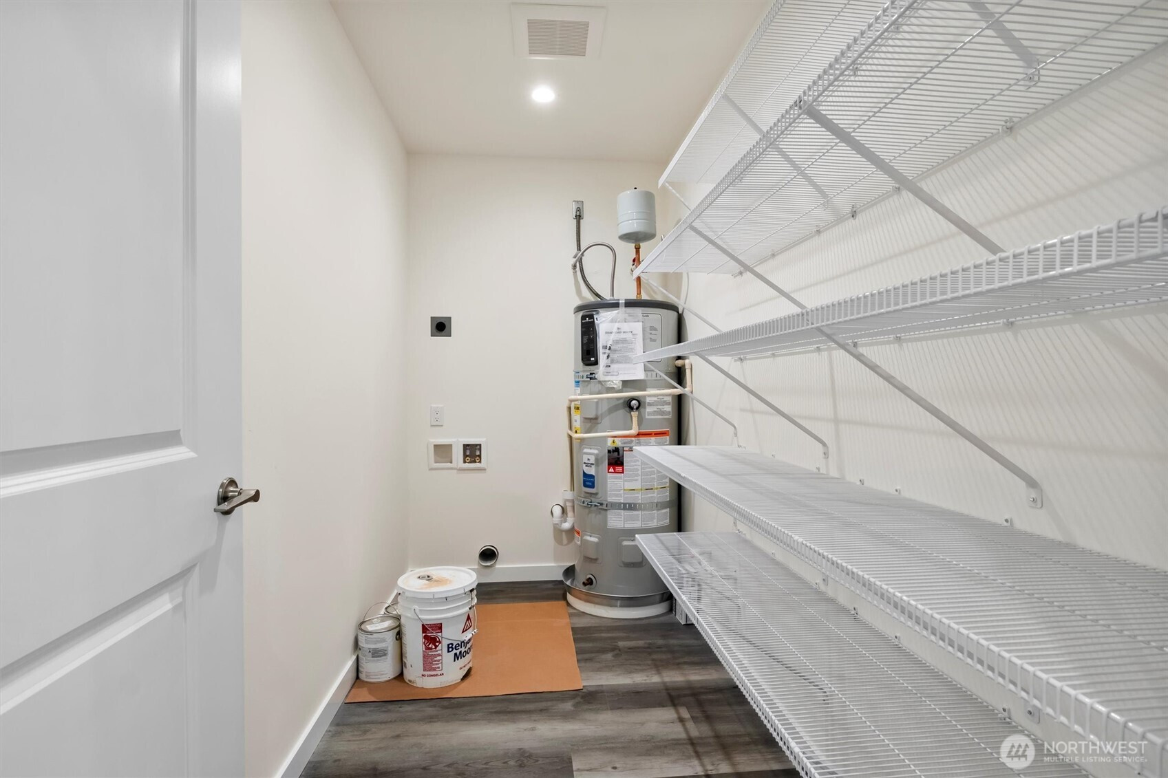 565 Rainbow Drive, Sedro Woolley, WA 98284