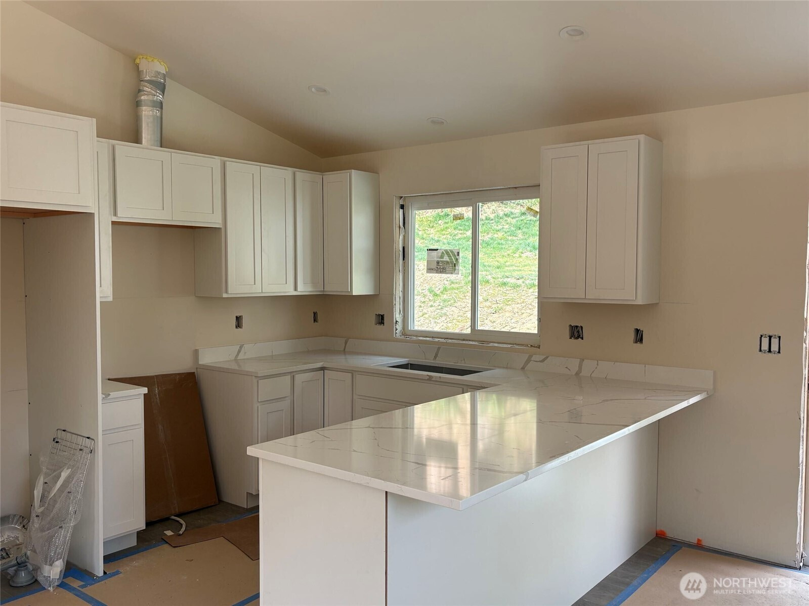 565 Rainbow Drive, Sedro Woolley, WA 98284