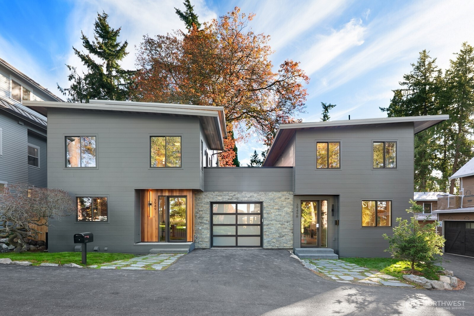 3949 W Barrett Lane, Seattle, WA 98199