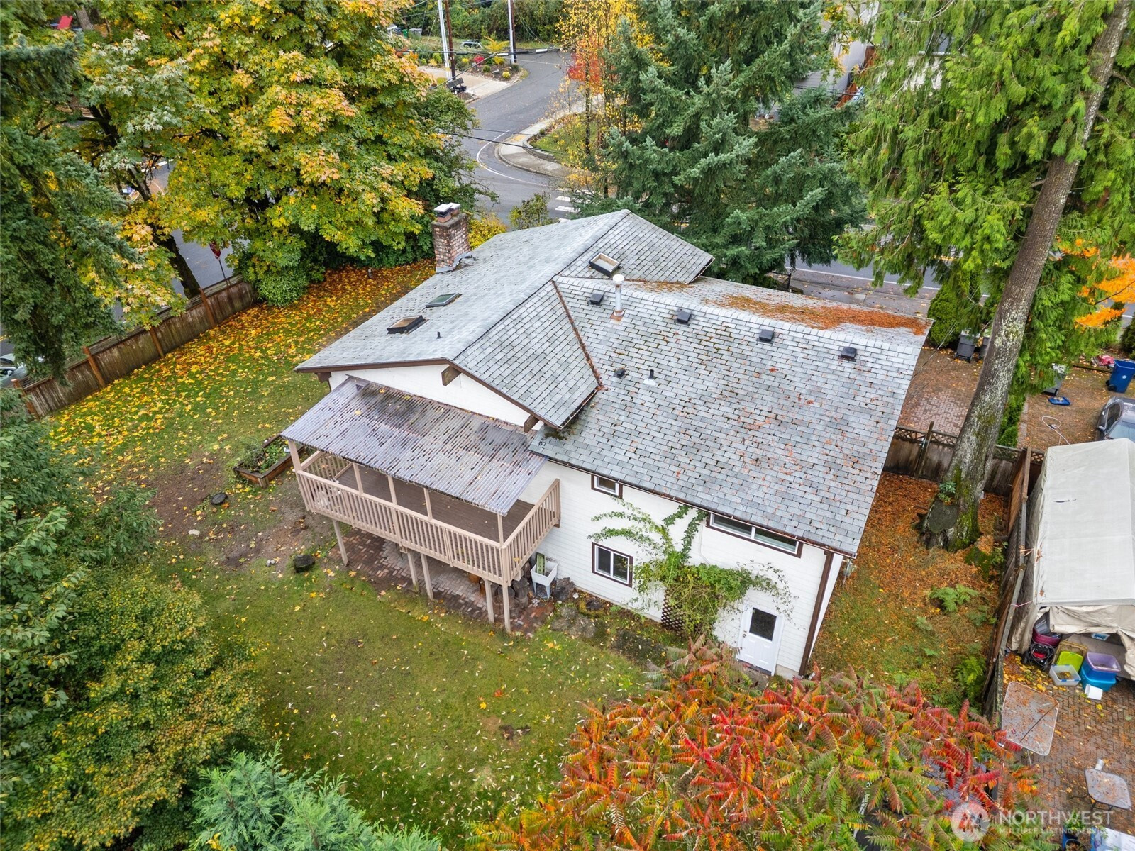 6008 116th Avenue NE, Kirkland, WA 98033
