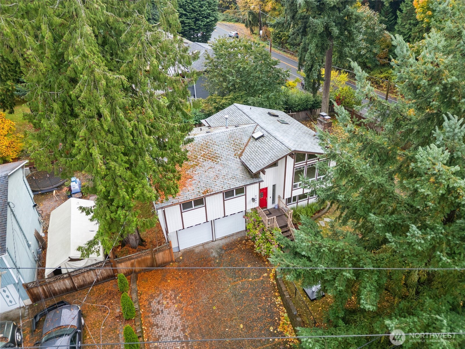 6008 116th Avenue NE, Kirkland, WA 98033