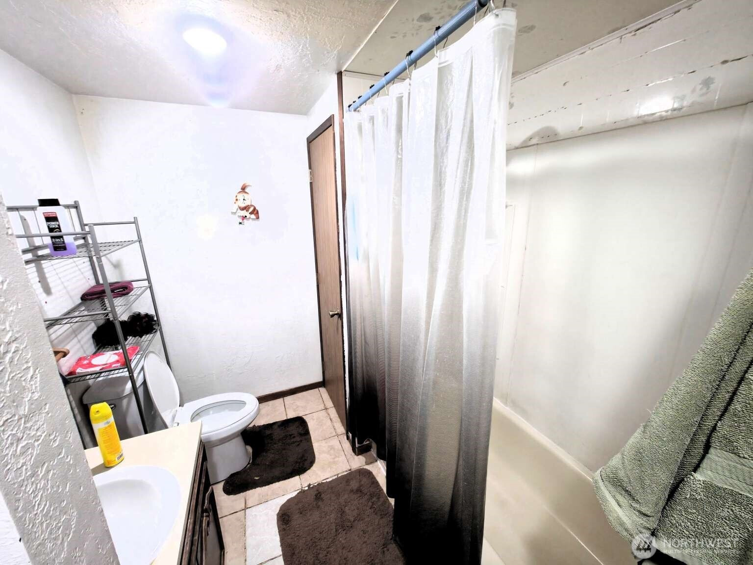 44 Weatherstone Road, Omak, WA 98841