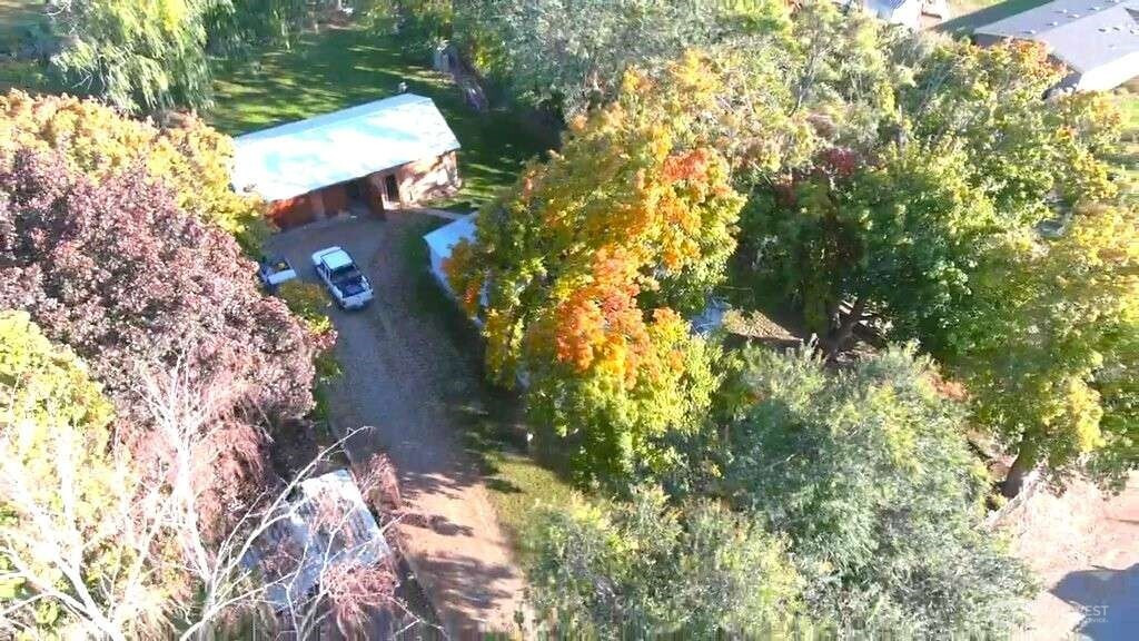 44 Weatherstone Road, Omak, WA 98841