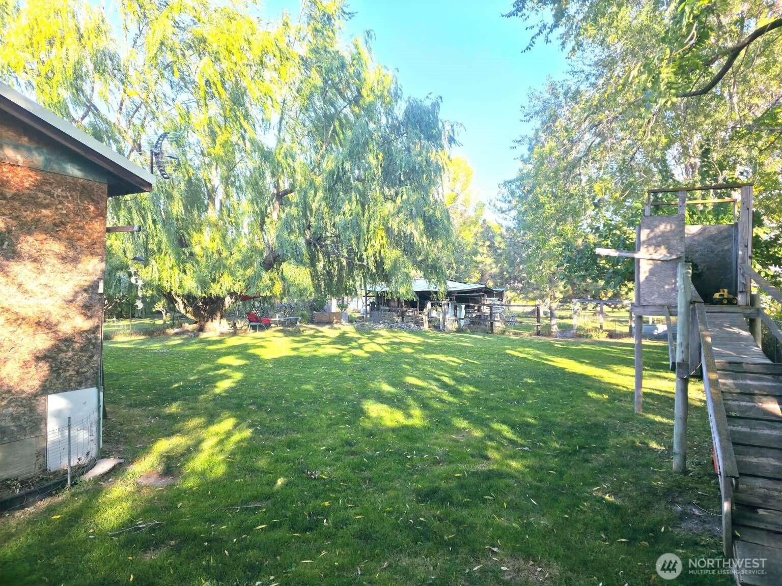 44 Weatherstone Road, Omak, WA 98841