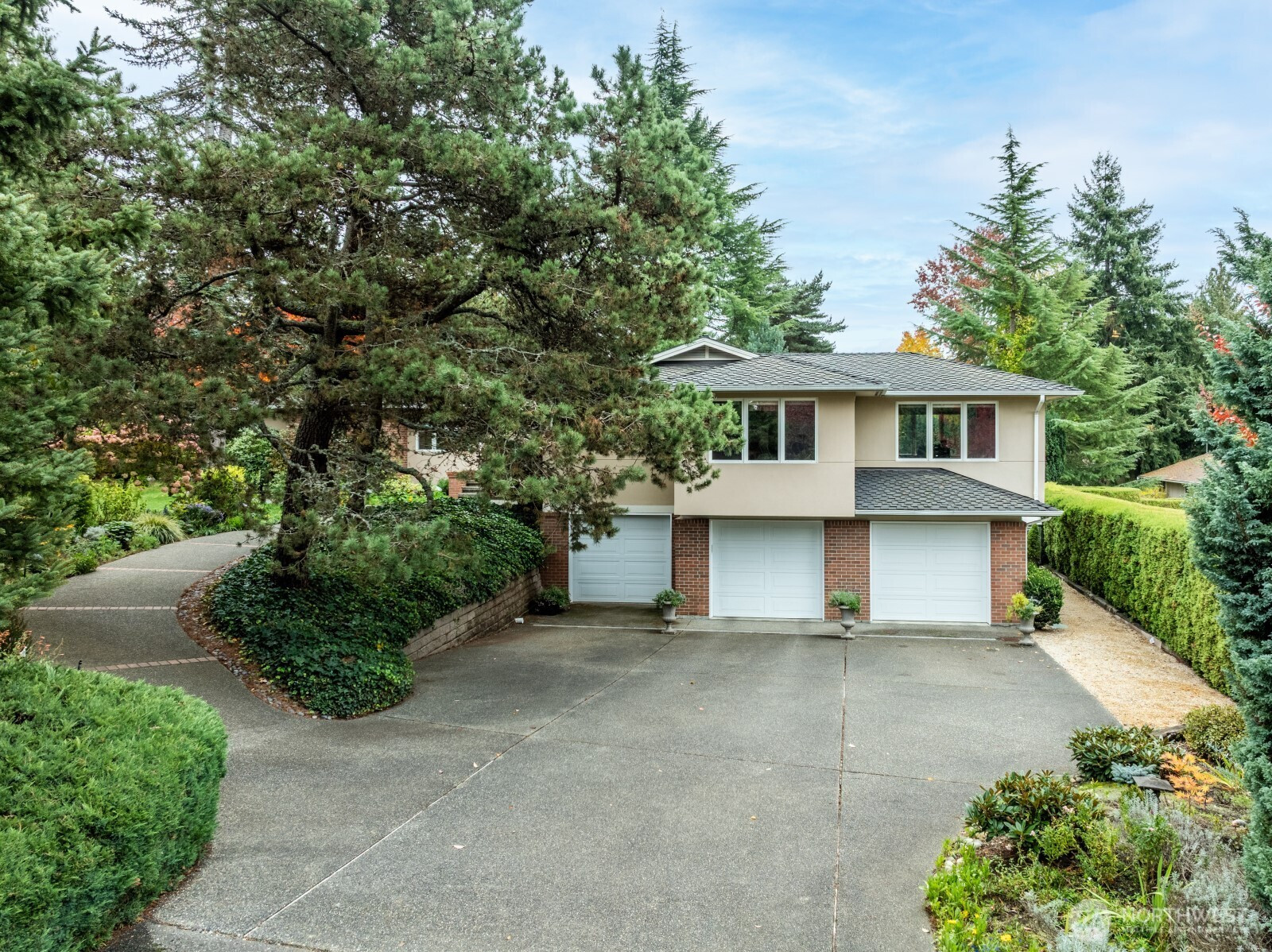 13934 SE 241st Street, Kent, WA 98042