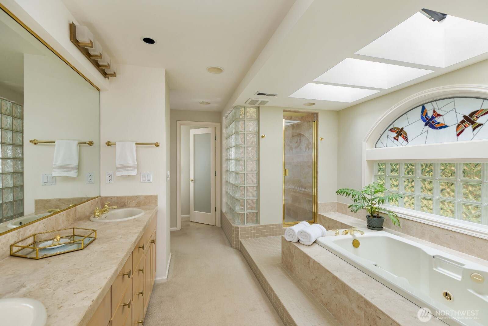 13934 SE 241st Street, Kent, WA 98042