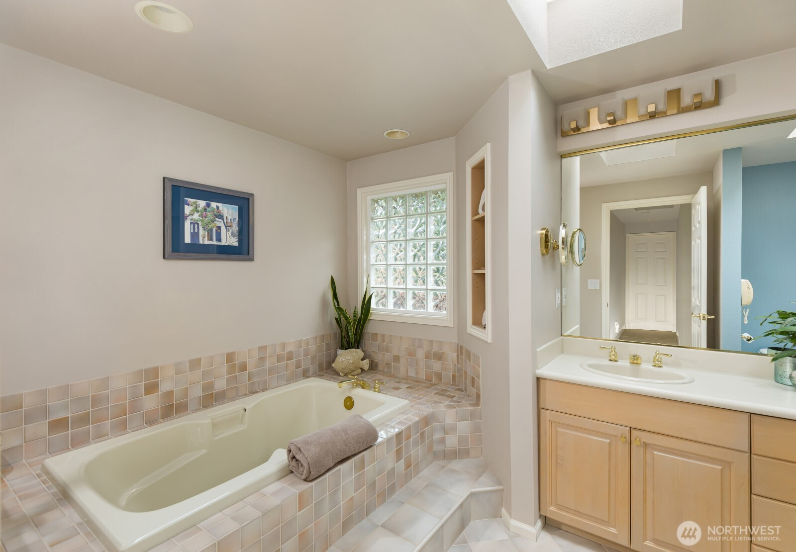 13934 SE 241st Street, Kent, WA 98042